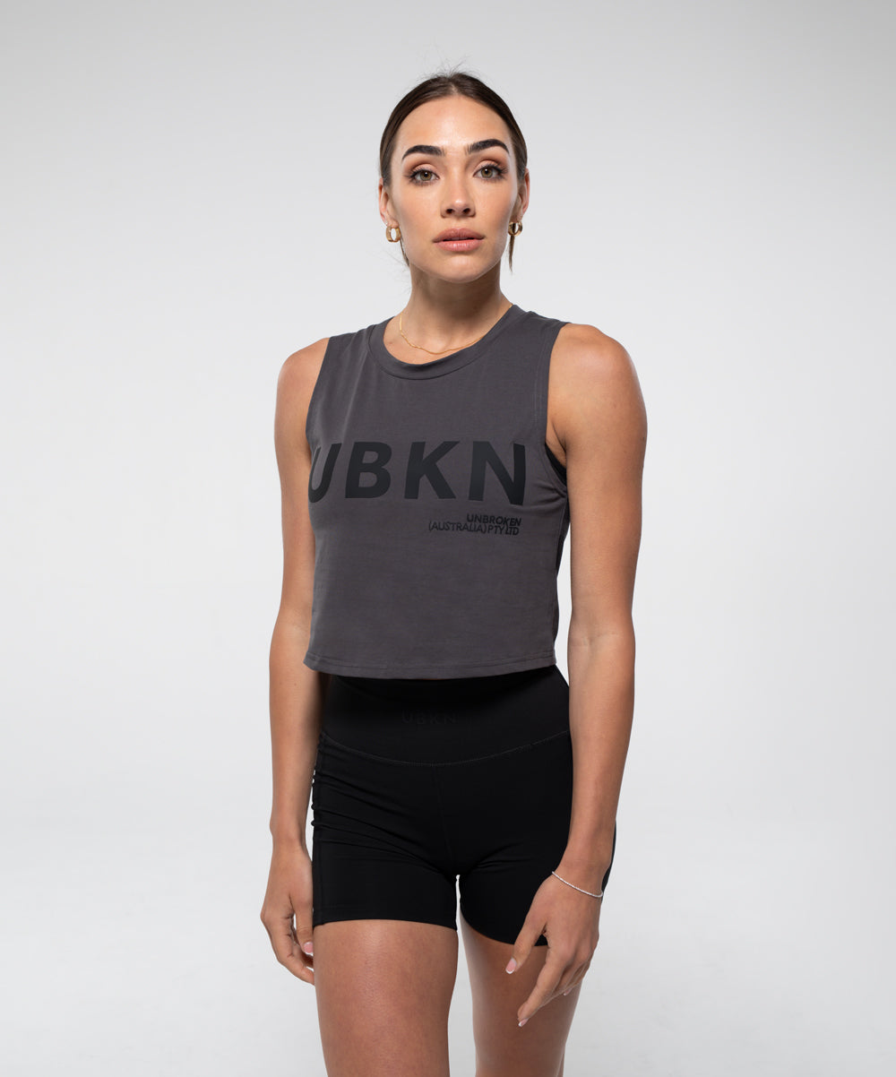 ENERGY Crop Tank in Charcoal