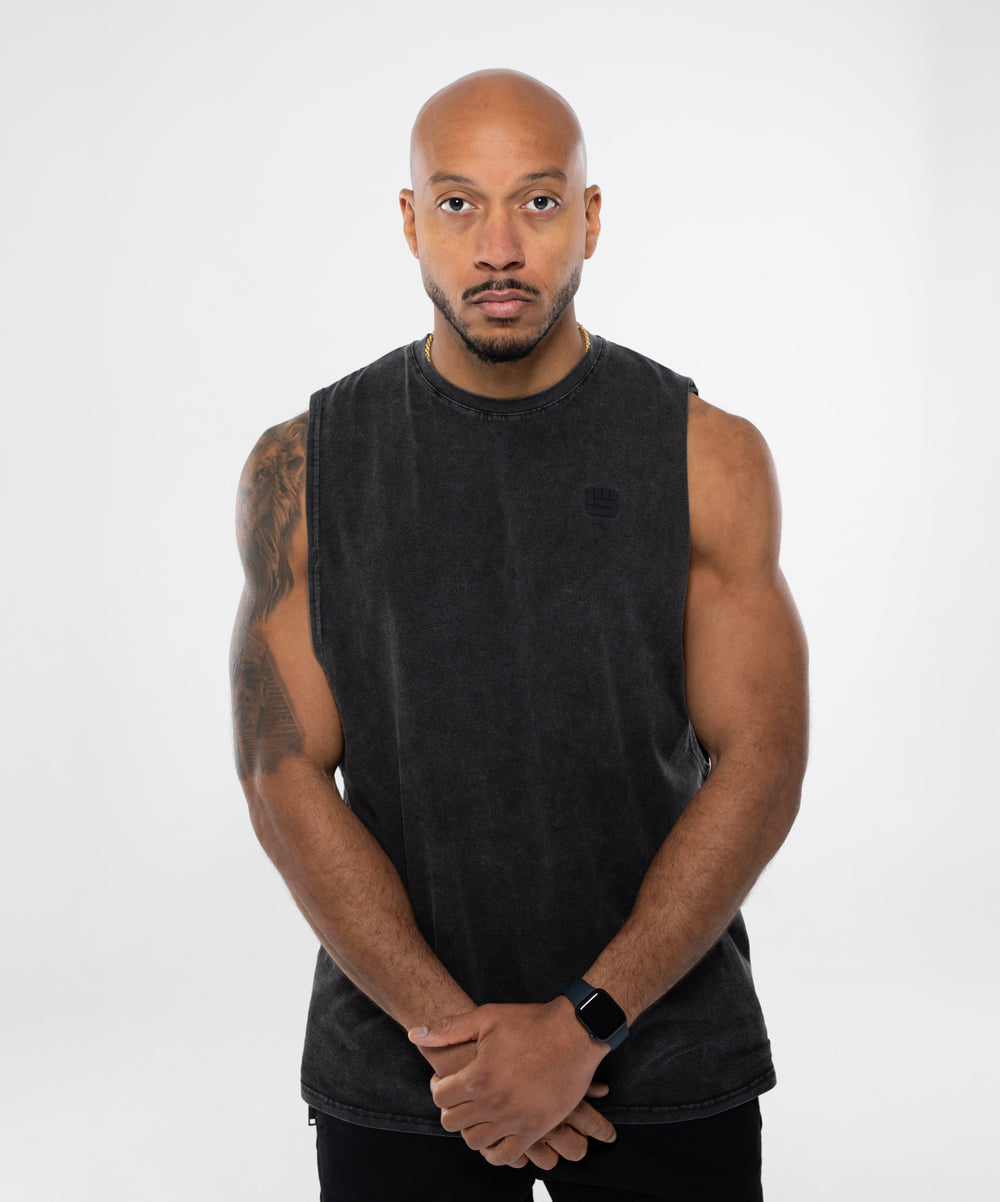 EVERY DAY Muscle Tank in Black Wash