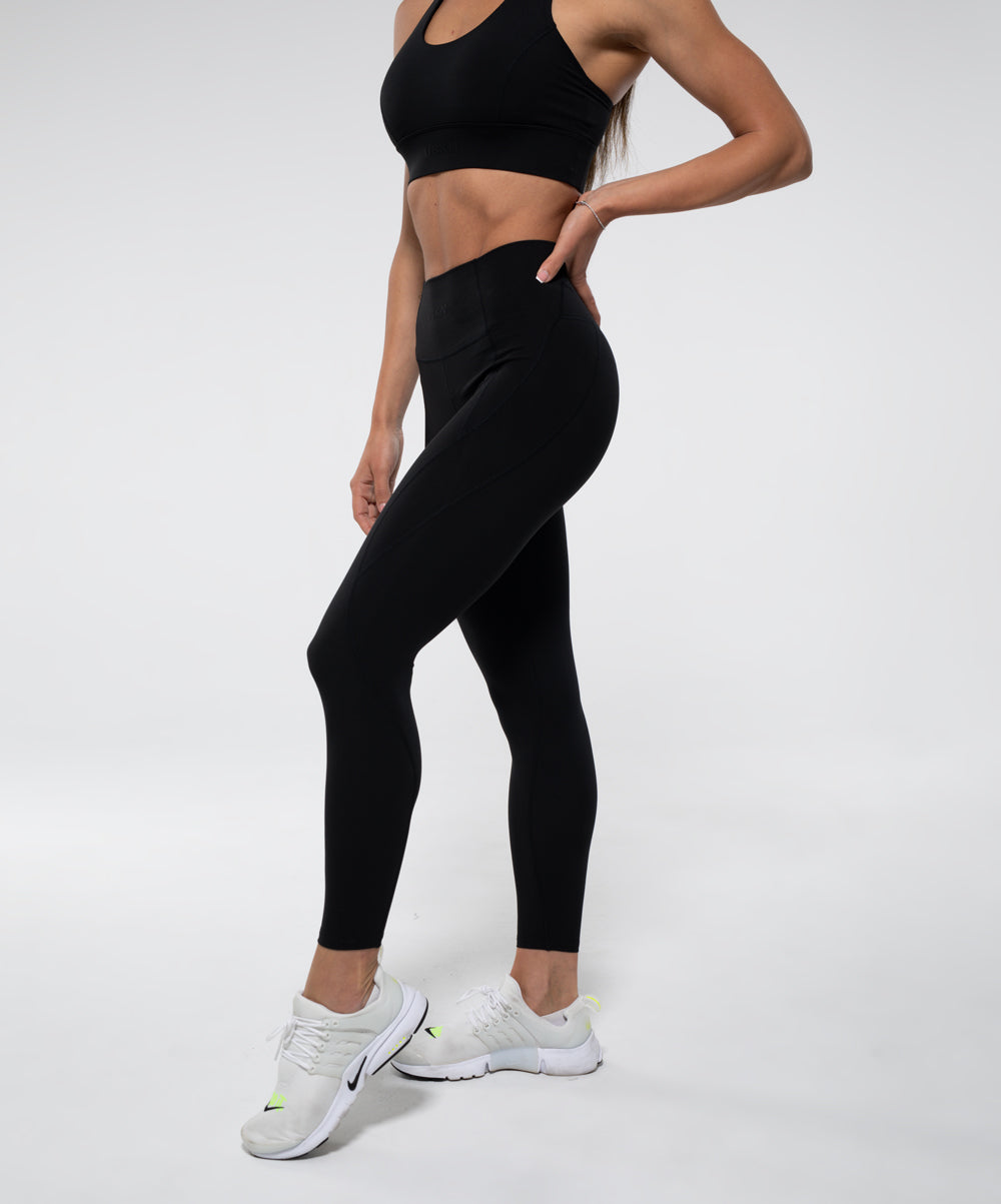 FIERCE 7/8 Legging in Black