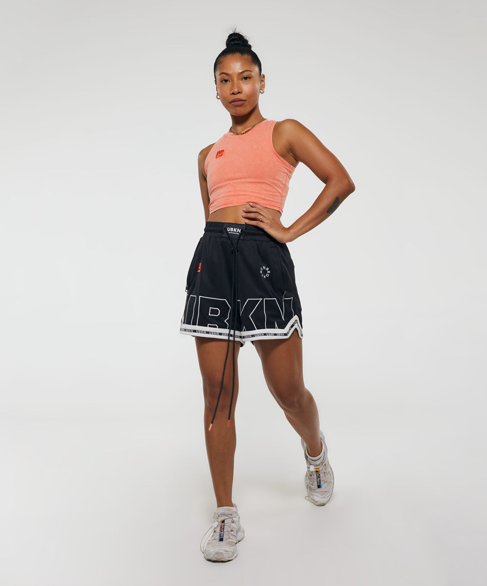 GAME CHANGER Mid Basketball Short in Black