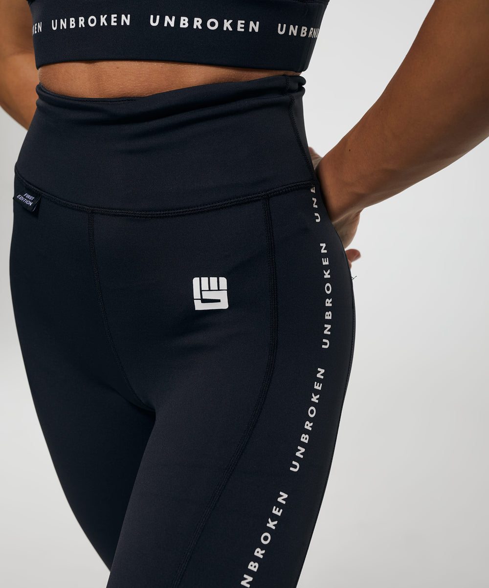 TRIUMPH Full Legging in Black
