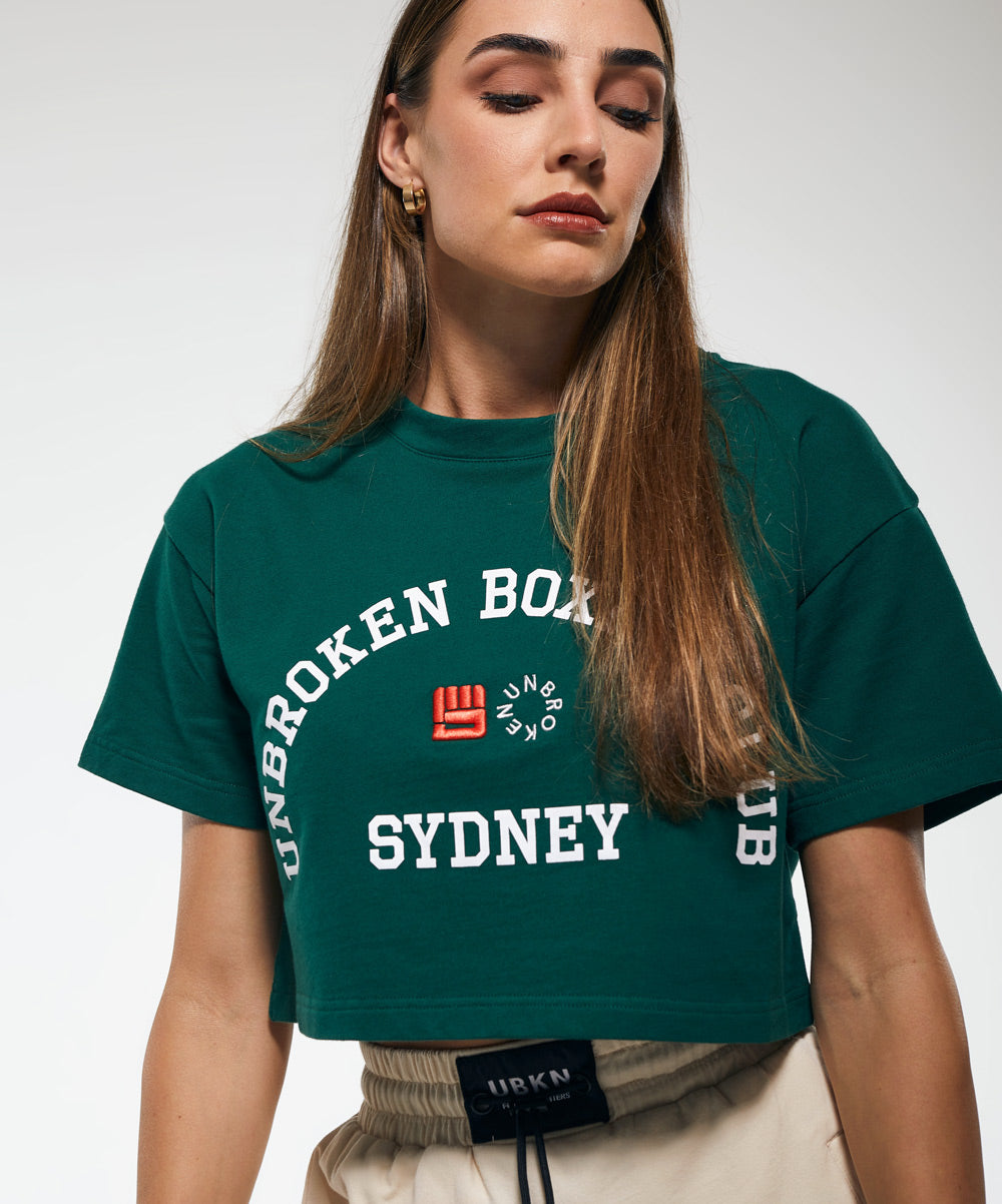 Styled with a streetwear vibe and made from our premium organic cotton, the CLUB Crop Oversized Tee is an extra big and extra heavy fit, with dropped shoulder sleeves.  Extra heavy. Extra big. Size down for a regular oversized fit.