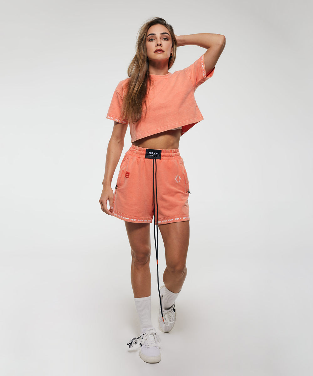 EIGHT Oversized Crop Tee in Coral Wash